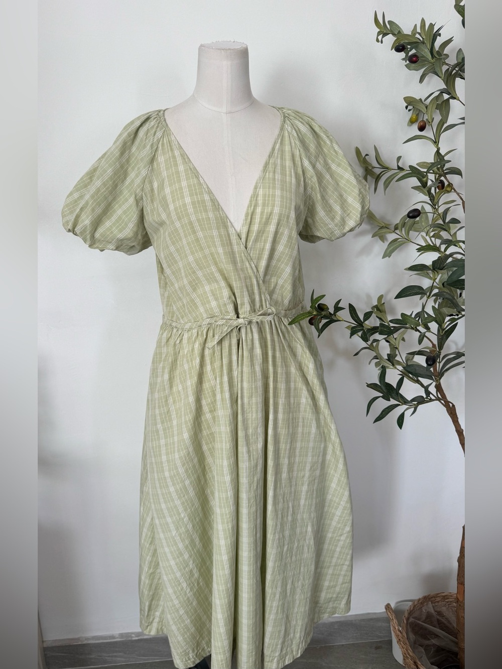 Light Green Plaid Puff-Sleeve Wrap Dress